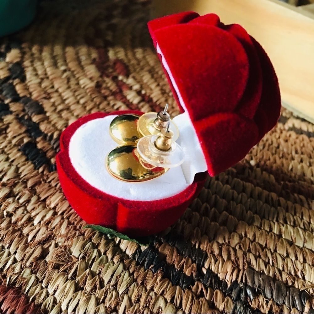 TrifariāVintageāGoldĀ CrystalāTearāDropāEarringsā - Picture 7 of 12